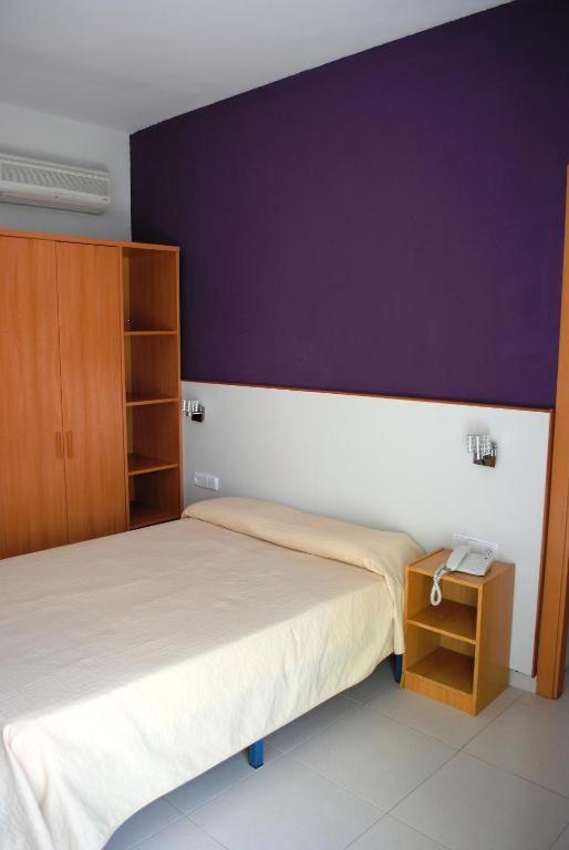 Hotel Sant Jordi Segur de Calafell Exterior photo